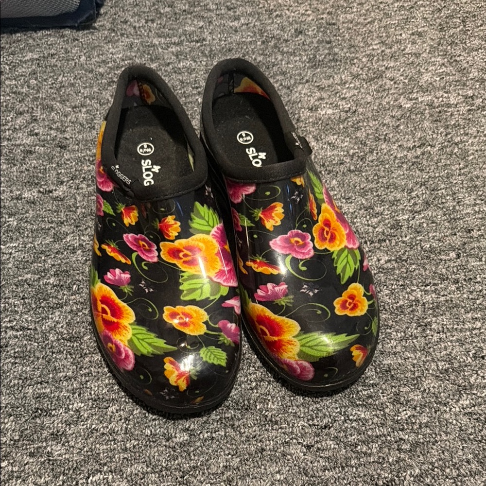 Sloggers Black Floral Garden Clogs